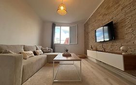 Logement Chaleureux Et Lumineux